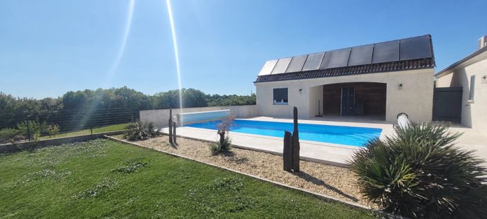 Image No.11-3 Bed House for sale