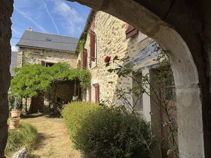 Image No.13-5 Bed Farmhouse for sale