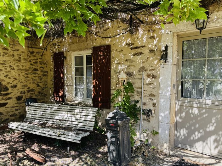 Image No.2-5 Bed House for sale