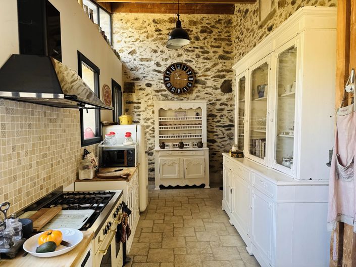 Image No.4-5 Bed House for sale