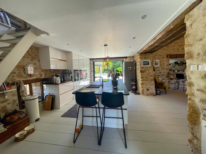 Image No.5-4 Bed House for sale