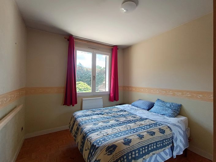 Image No.10-5 Bed House for sale