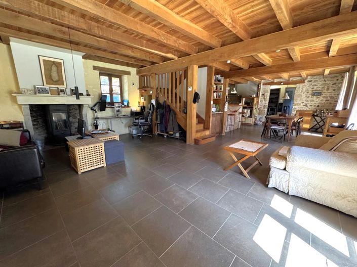 Image No.4-3 Bed Village House for sale