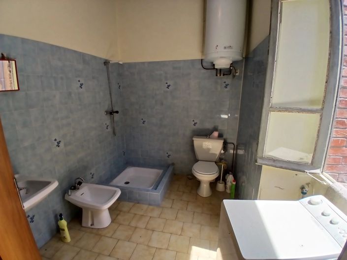 Image No.7-2 Bed House for sale