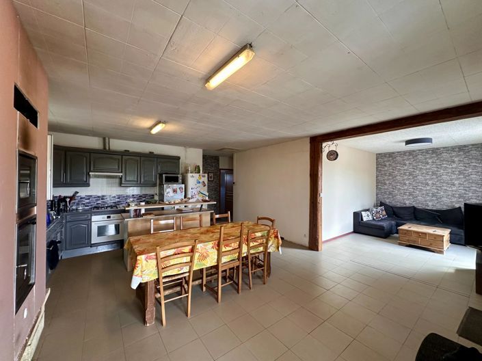 Image No.3-4 Bed House for sale