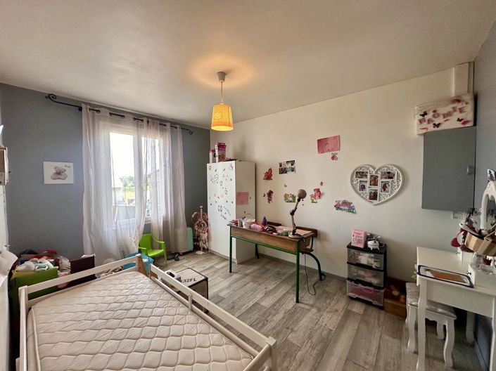 Image No.7-4 Bed House for sale