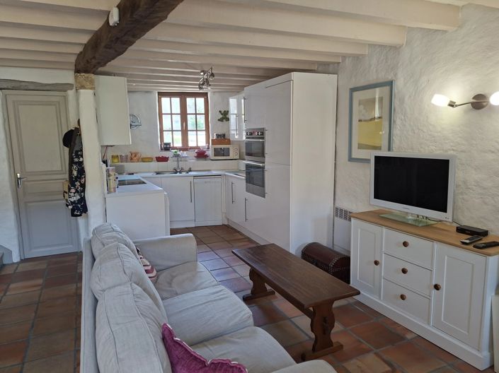 Image No.7-2 Bed Village House for sale
