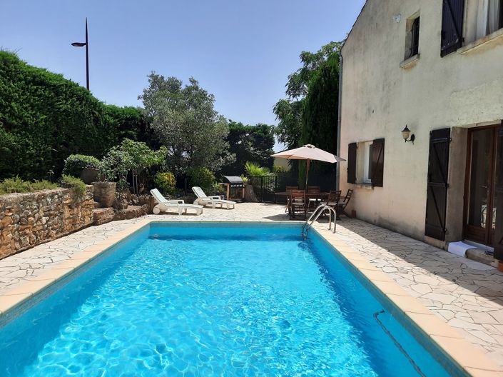 Image No.6-5 Bed House for sale