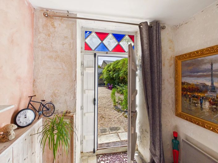 Image No.8-4 Bed House for sale