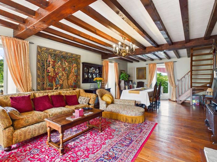 Image No.3-6 Bed House for sale