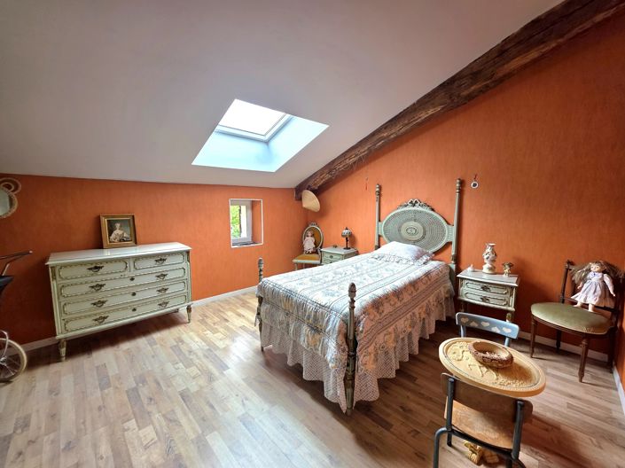 Image No.14-5 Bed House for sale