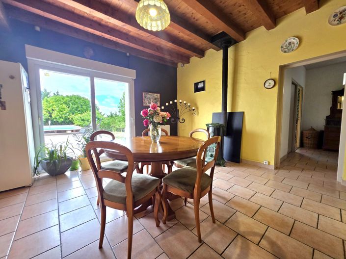 Image No.9-5 Bed House for sale