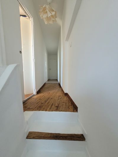 Image No.15-4 Bed House for sale