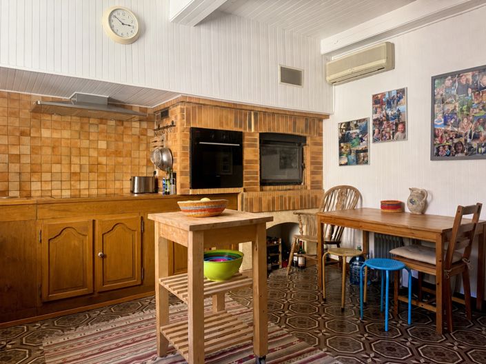 Image No.15-3 Bed House for sale