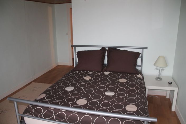 Image No.13-1 Bed Property for sale