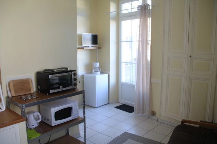 Image No.2-1 Bed Property for sale