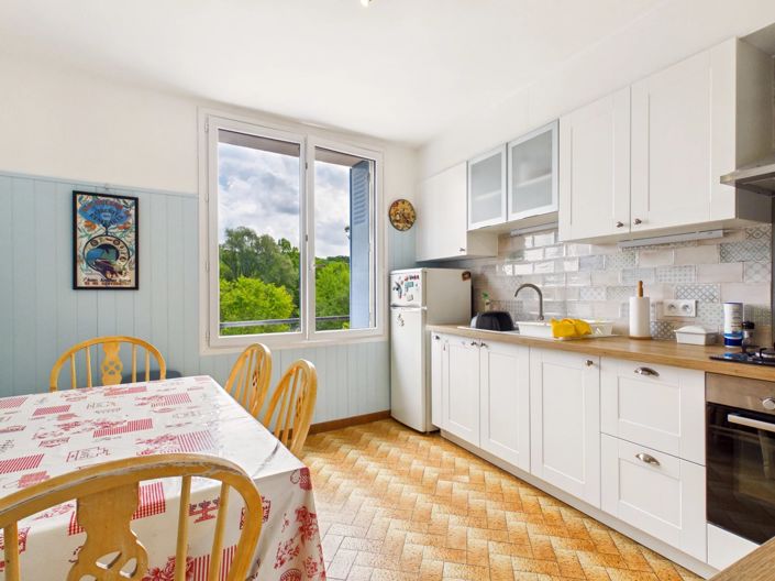 Image No.4-3 Bed Village House for sale