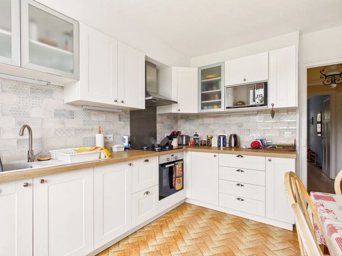 Image No.6-3 Bed Village House for sale