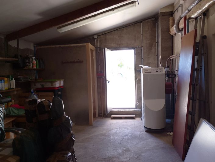 Image No.14-3 Bed House for sale