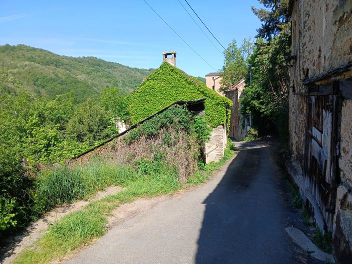 Image No.9-2 Bed House for sale