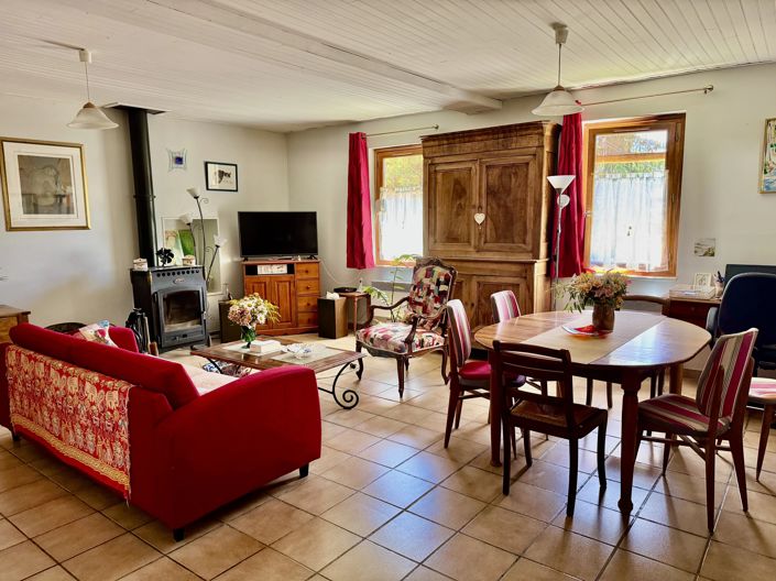Image No.2-2 Bed House for sale