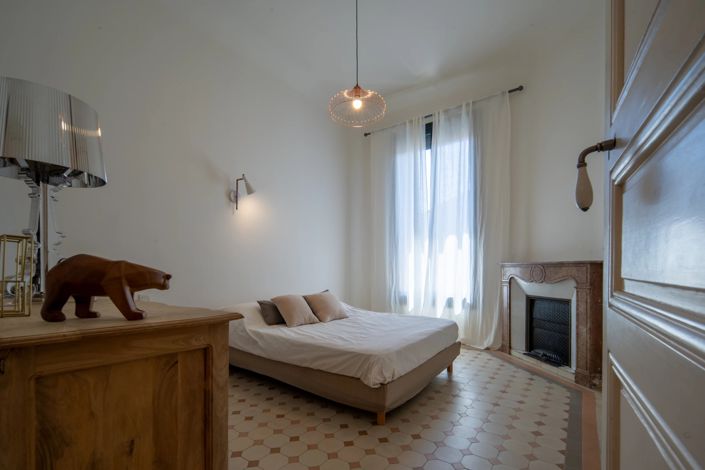 Image No.14-6 Bed House for sale