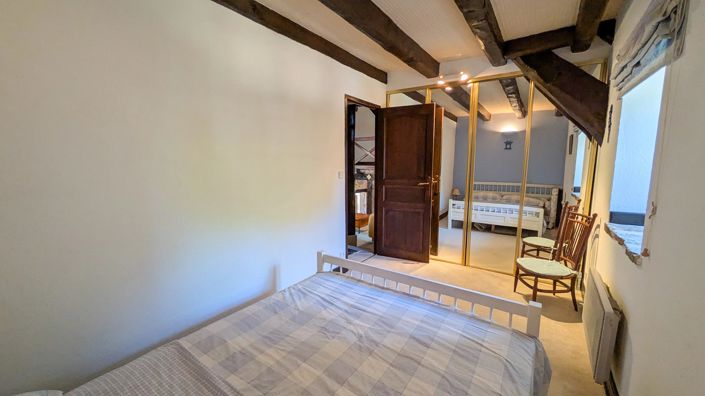 Image No.10-4 Bed House for sale