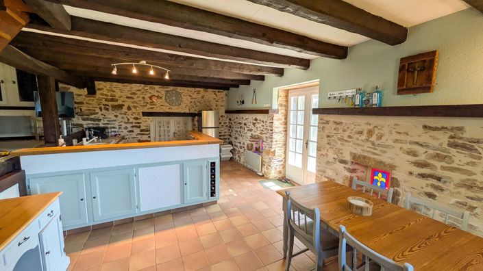 Image No.3-4 Bed House for sale