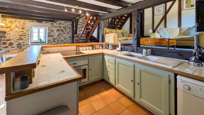 Image No.6-4 Bed House for sale