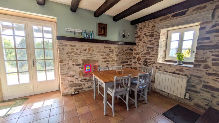 Image No.8-4 Bed House for sale