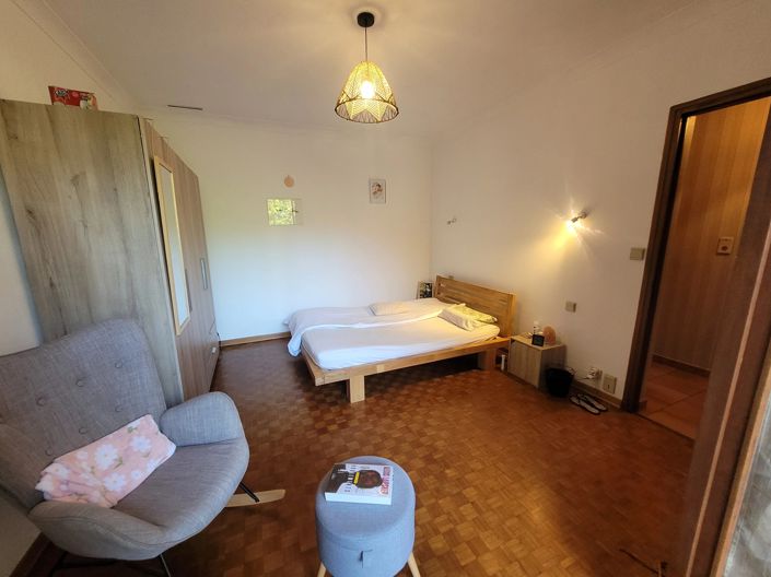 Image No.8-3 Bed House for sale