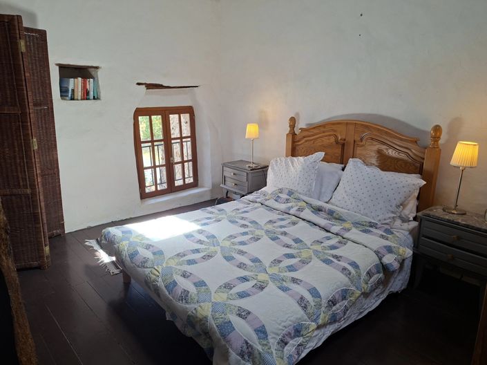 Image No.12-4 Bed Village House for sale