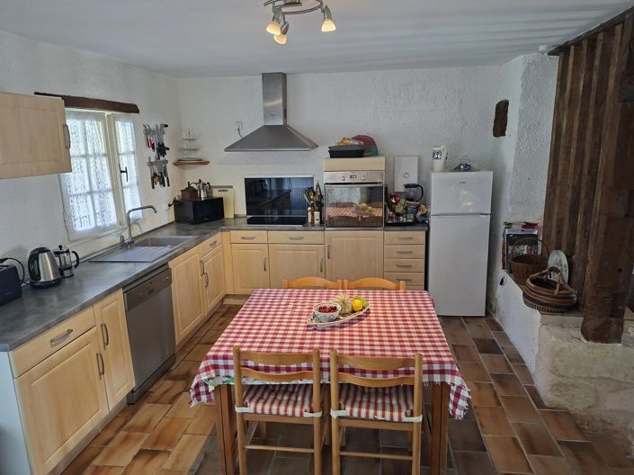 Image No.4-4 Bed Village House for sale