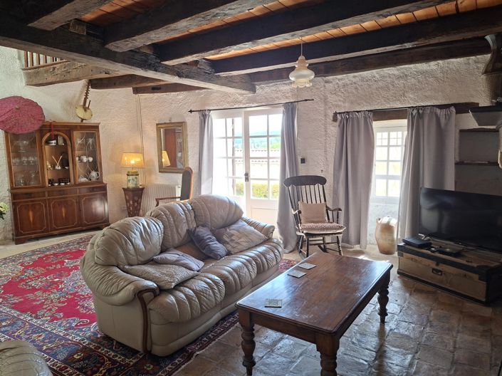 Image No.7-4 Bed Village House for sale