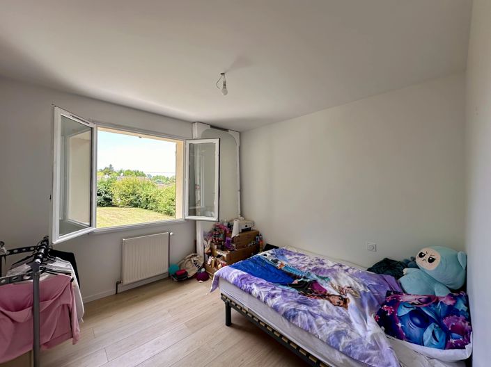 Image No.9-2 Bed House for sale