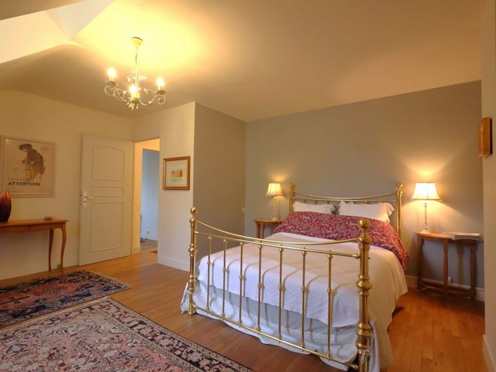 Image No.10-7 Bed House for sale