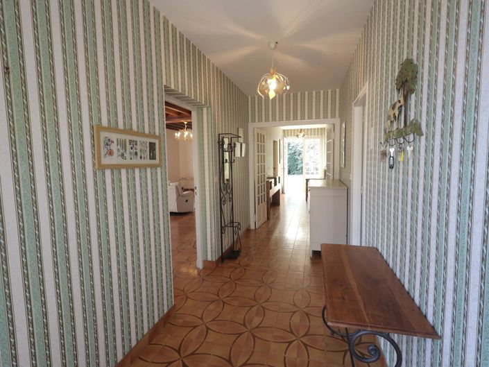 Image No.6-7 Bed House for sale