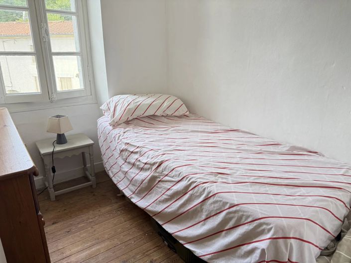 Image No.9-3 Bed House for sale