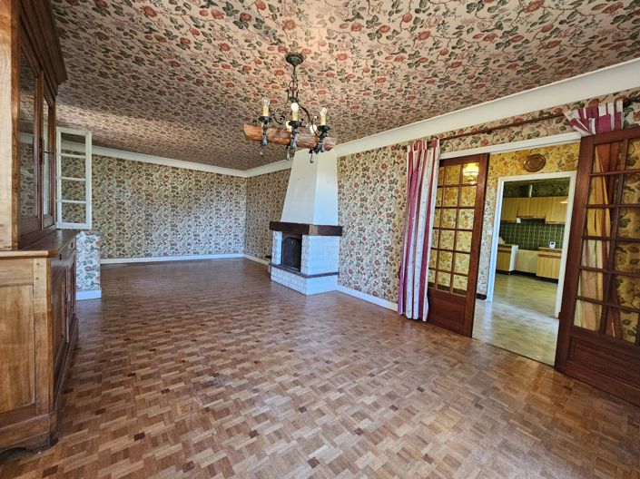 Image No.4-5 Bed Village House for sale