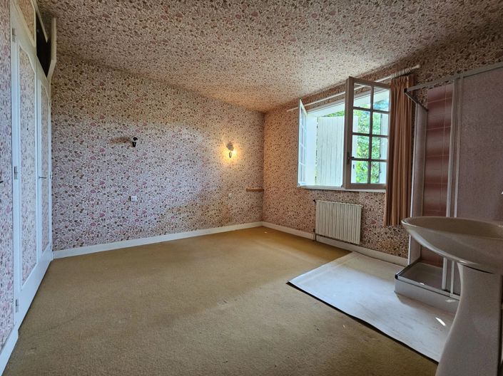 Image No.9-5 Bed Village House for sale