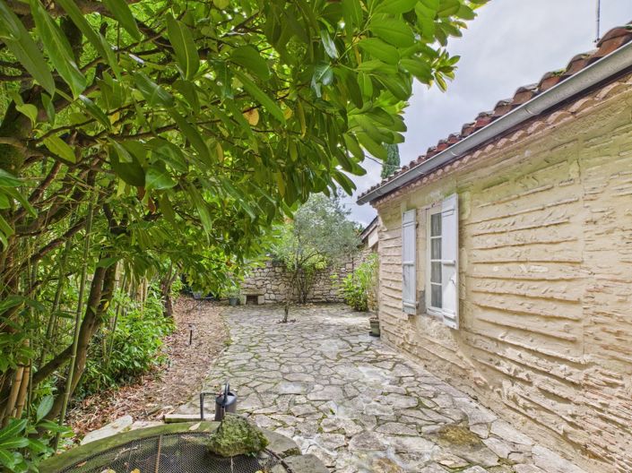Image No.15-5 Bed House for sale