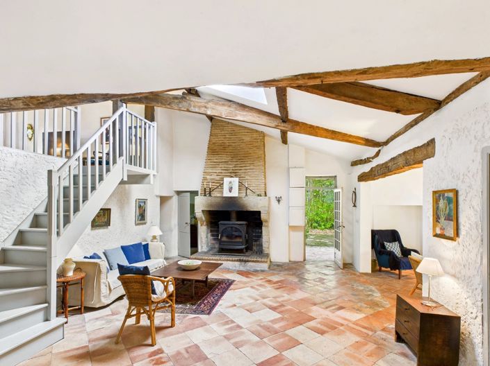 Image No.9-5 Bed House for sale