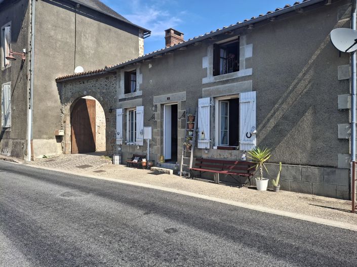 Image No.5-2 Bed House for sale