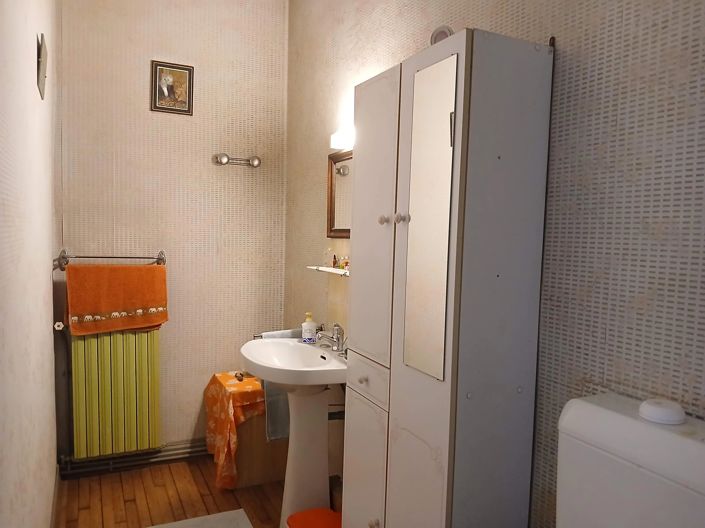 Image No.12-4 Bed House for sale