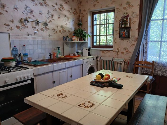 Image No.3-4 Bed House for sale