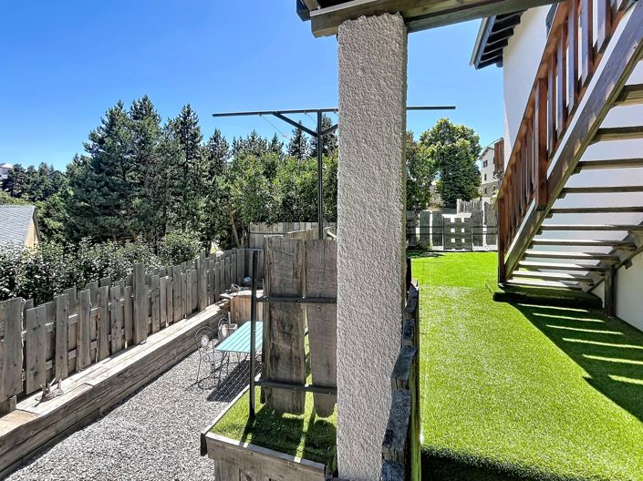 Image No.10-4 Bed House for sale