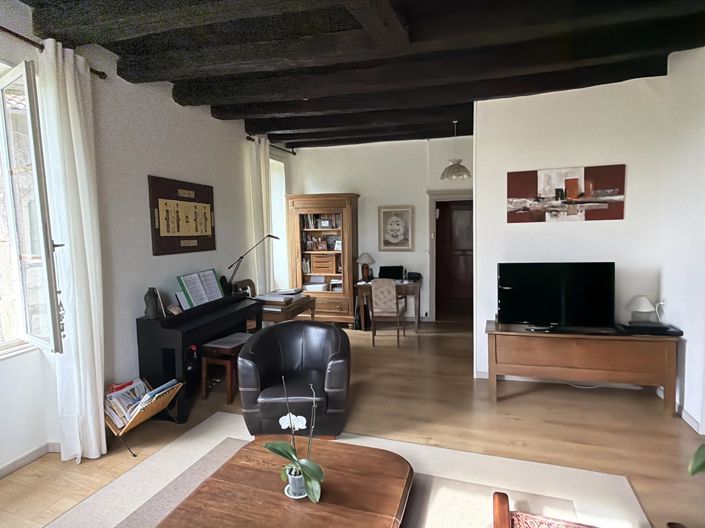 Image No.6-4 Bed House for sale