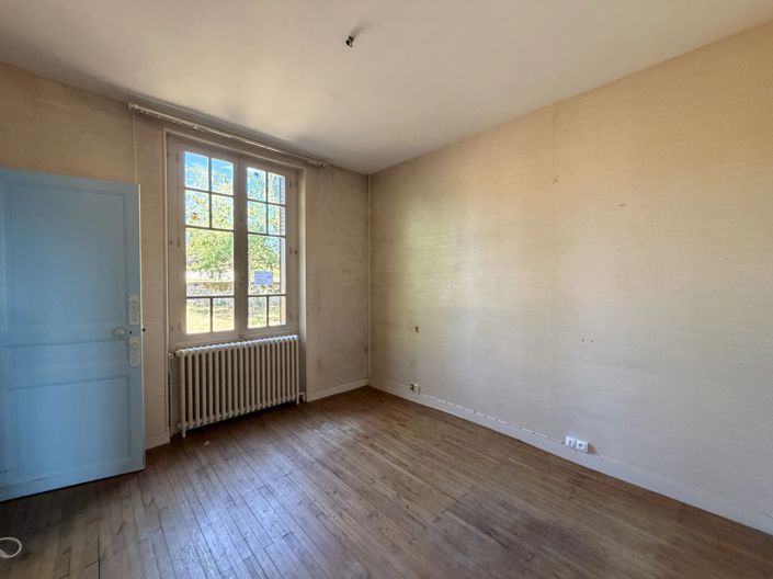 Image No.11-4 Bed House for sale