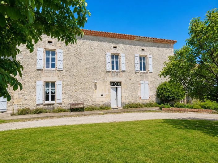 Image No.2-4 Bed House for sale