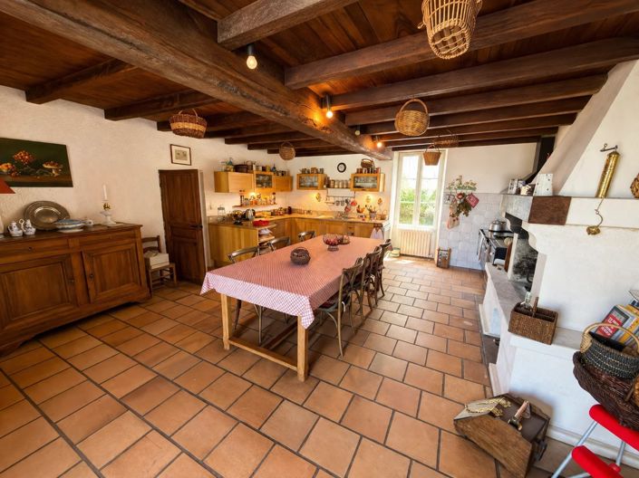 Image No.4-4 Bed House for sale